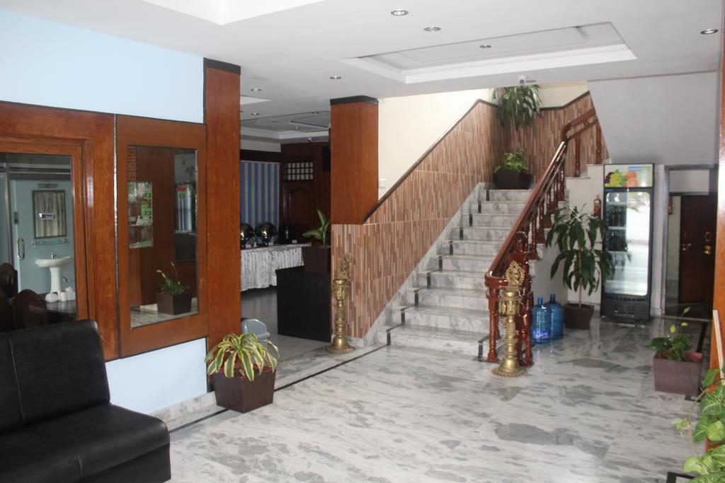 Hotel Point Pokhara Exterior photo